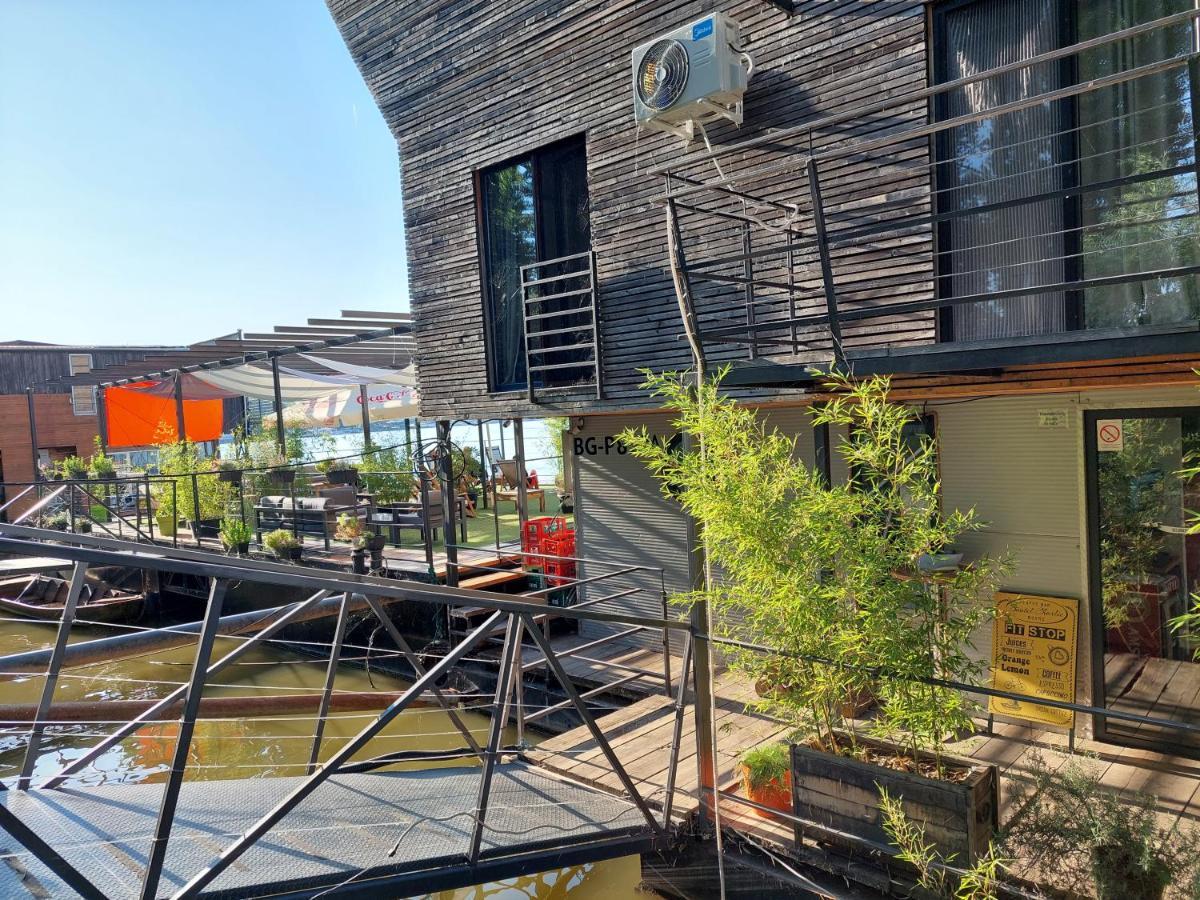 بلغراد B&B Botel Charlie المظهر الخارجي الصورة