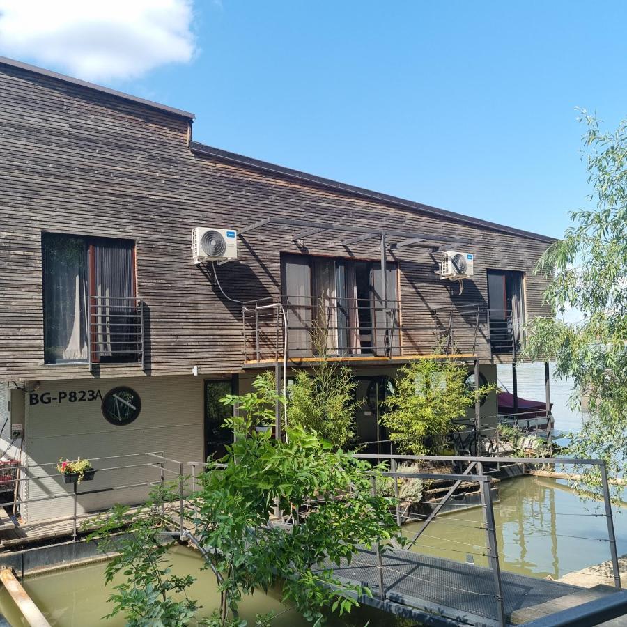 بلغراد B&B Botel Charlie المظهر الخارجي الصورة