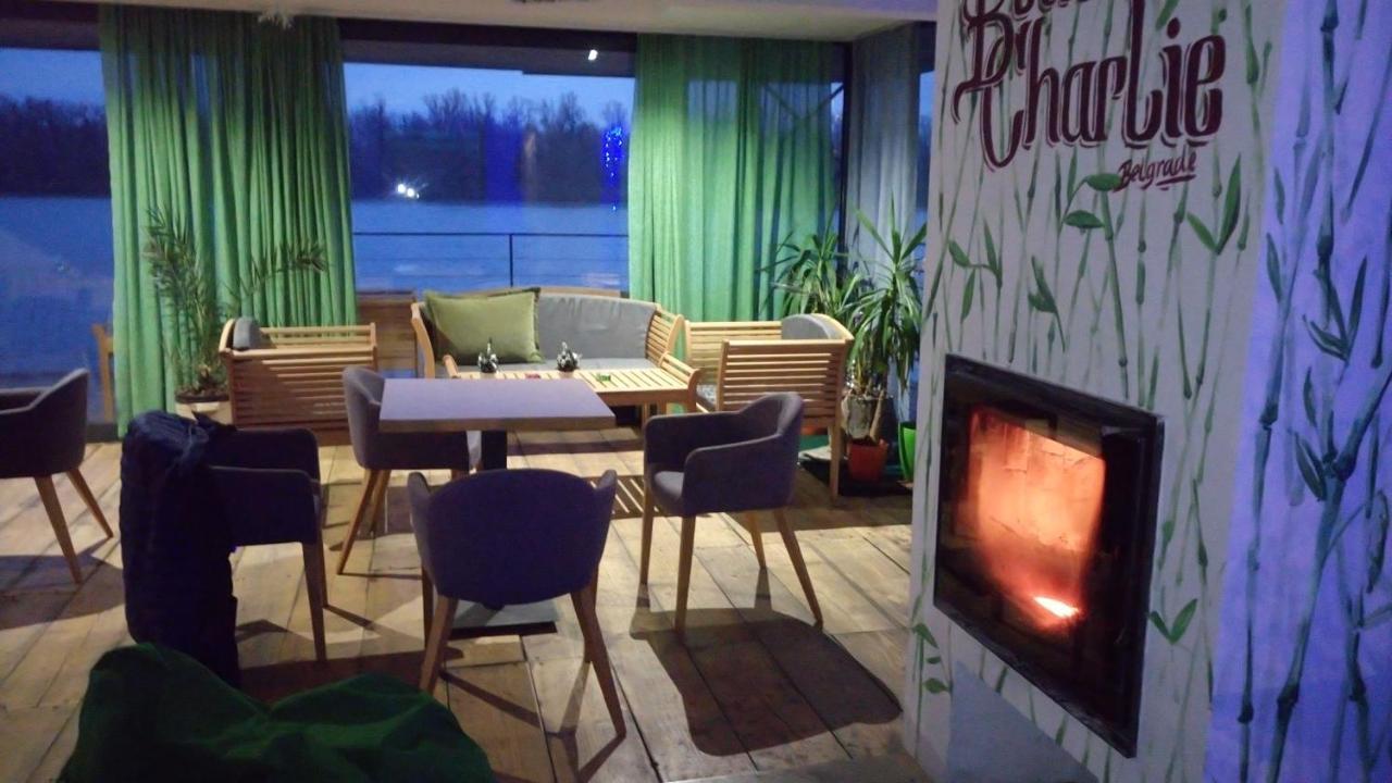 بلغراد B&B Botel Charlie المظهر الخارجي الصورة